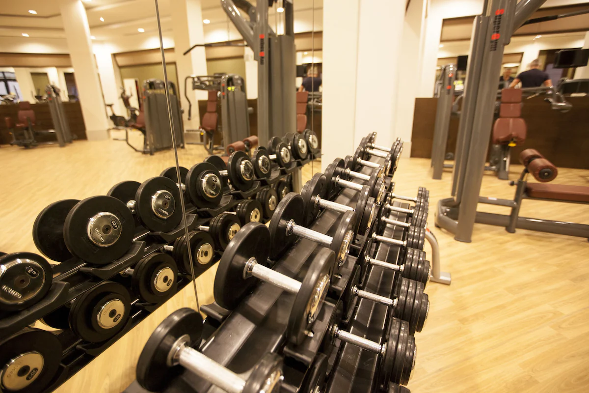 باشگاه بدنسازی هتل رکسوس باب البحر دبی